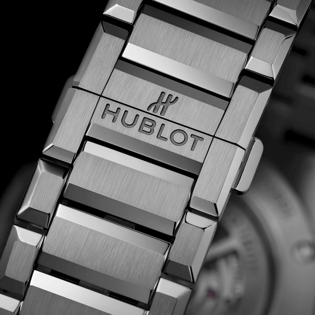 HUBLOT Big Bang Integrated Time Only Titanium