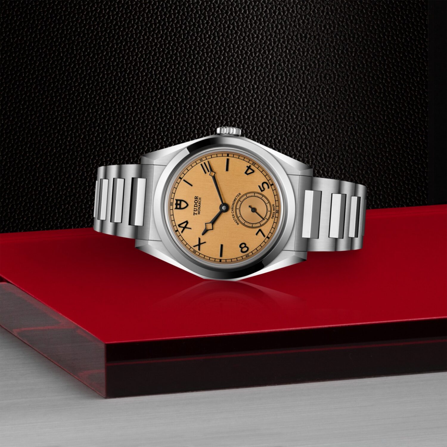 m2639w1a0u-0001 TUDOR Monarch